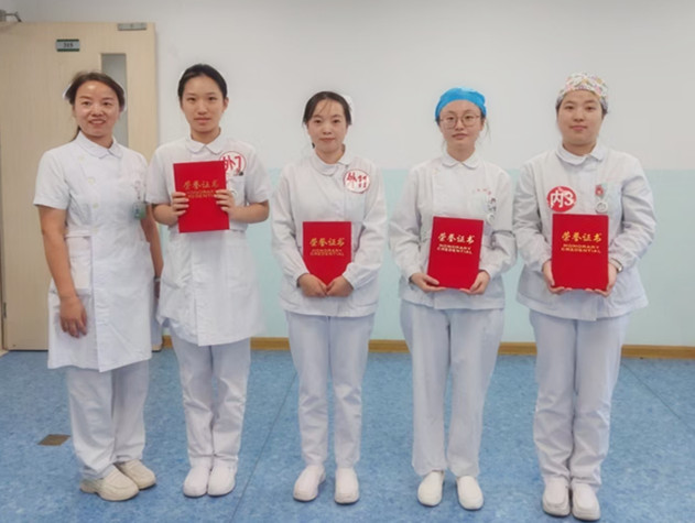 1787907324266143.jpg 二等奖颁奖_副本.jpg